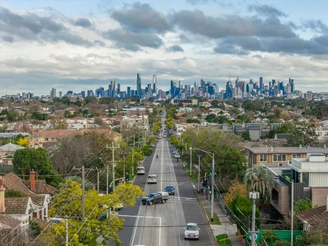 Skyline of Melbourne older properties